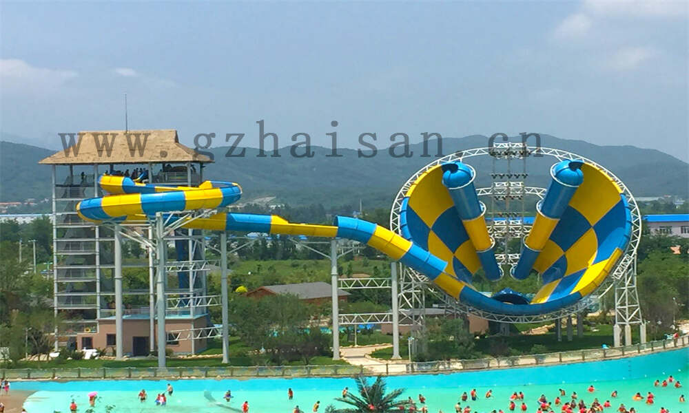 AI融合科技与欢乐：水上乐园设备的创新融合