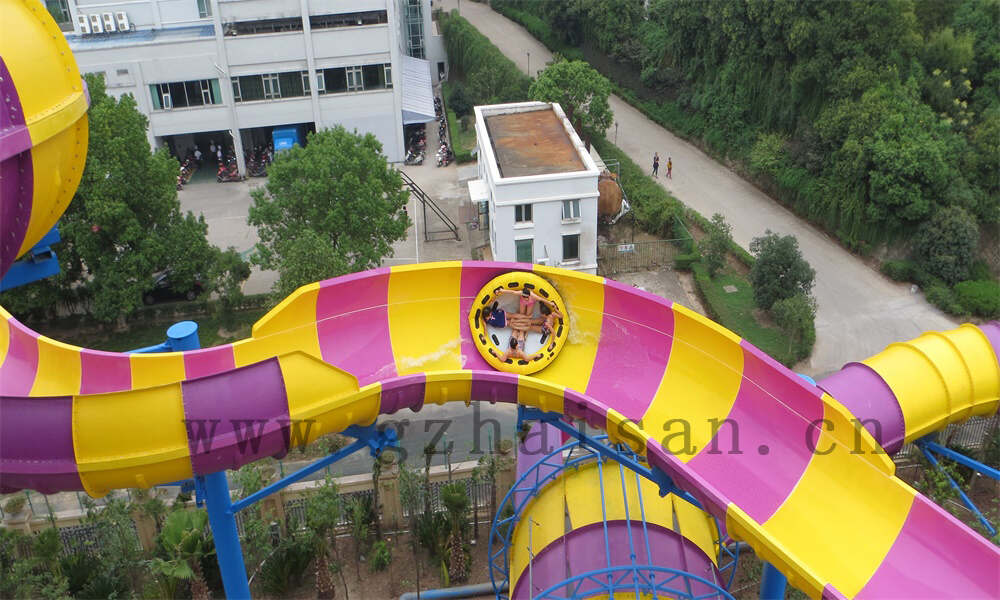 巧用水上乐园设备搭配，打造受欢迎的园子